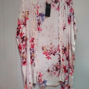 NWT! B.L.E.U Lace Trim Open Front Floral top